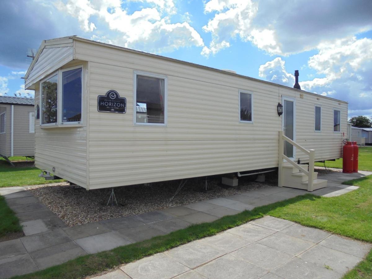 Kingfisher : Horizon Ii:- 8 Berth, Close To Site Entrance Ingoldmells Bagian luar foto