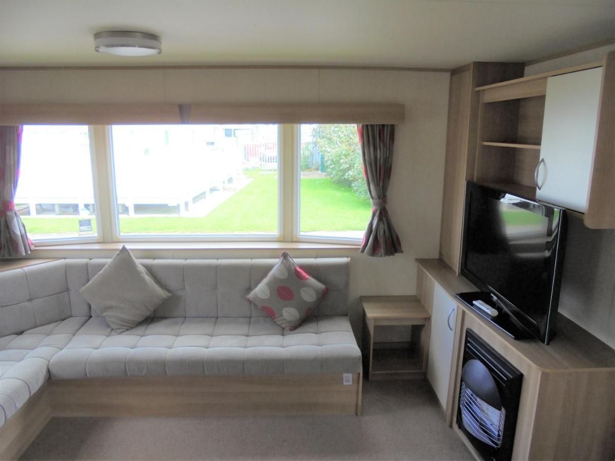 Kingfisher : Horizon Ii:- 8 Berth, Close To Site Entrance Ingoldmells Bagian luar foto