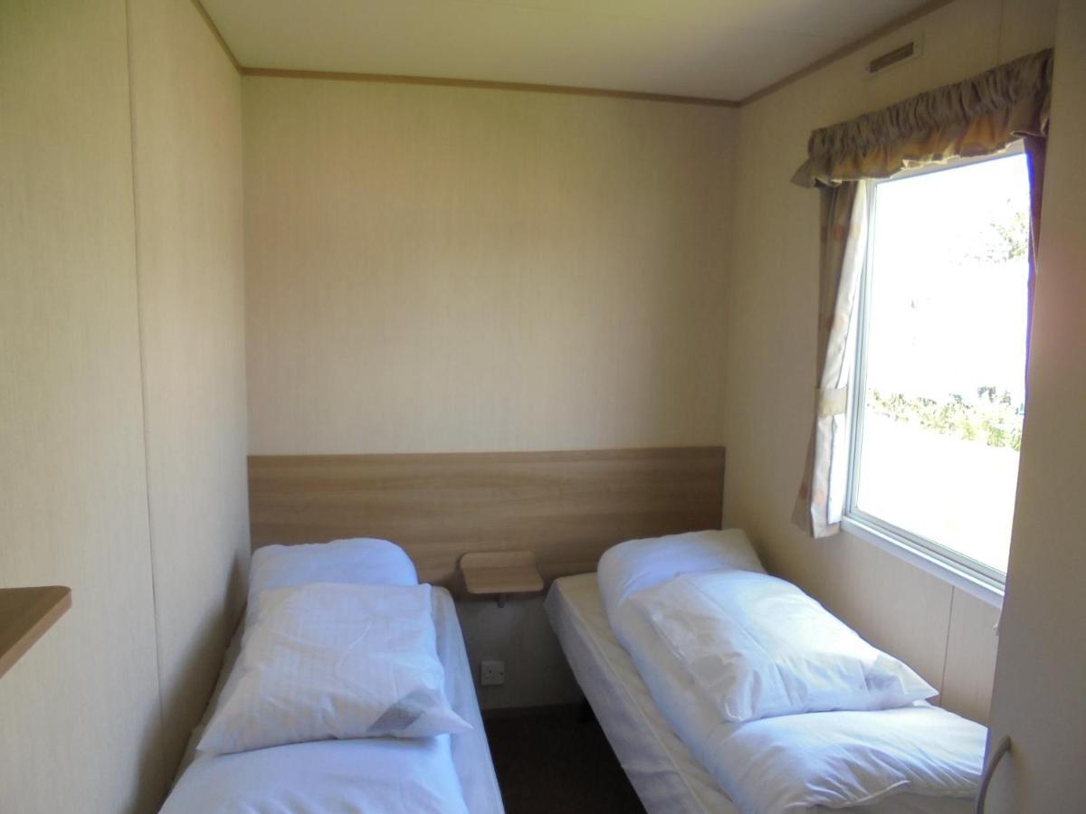 Kingfisher : Horizon Ii:- 8 Berth, Close To Site Entrance Ingoldmells Bagian luar foto